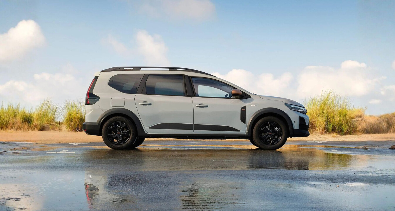 Dacia Jogger in weiß, Seitenansicht