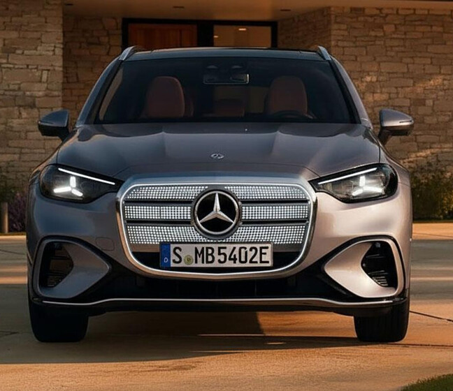 Mercedes-Benz GLC EQ in silber, Frontansicht