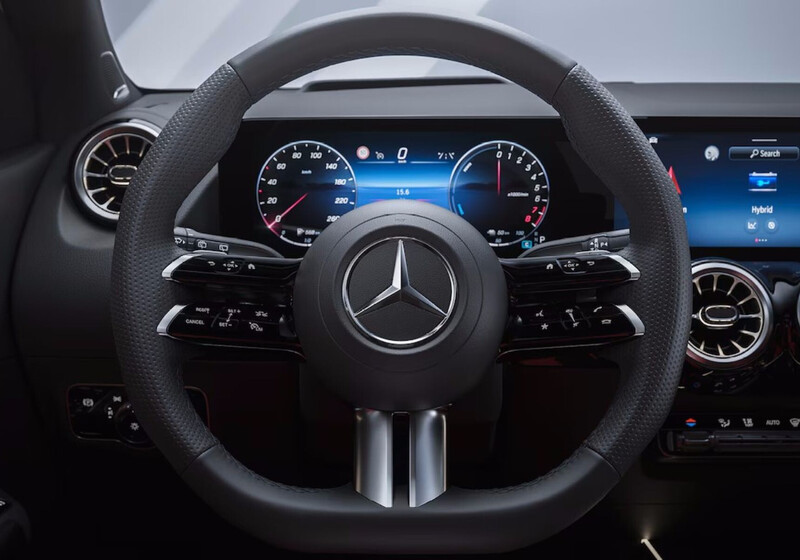 Mercedes-Benz GLA Mercedes-Benz GLA Lenkrad und Display