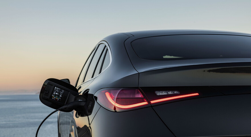 Mercedes-Benz GLC Plug-in Hybrid beim Laden