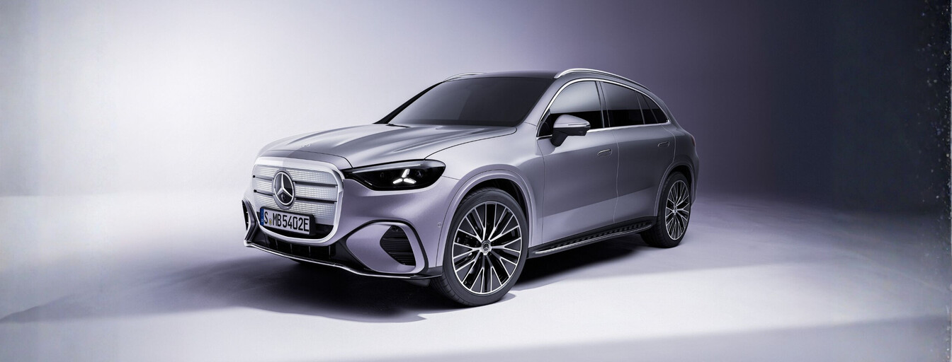 Mercedes-Benz GLC EQ in silber, Seitenansicht