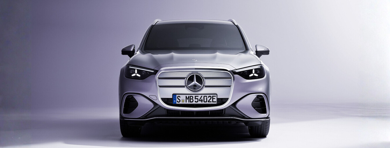 Mercedes-Benz GLC EQ in silber, Frontansicht
