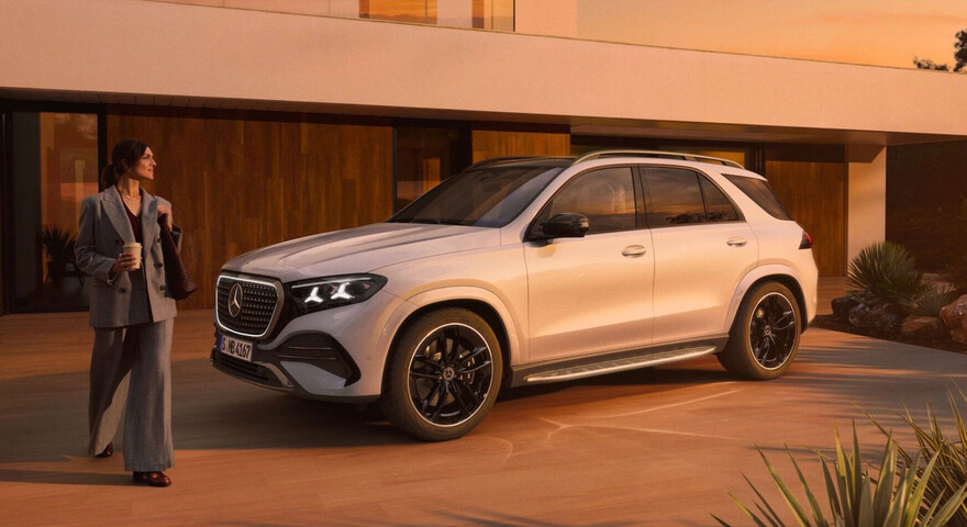 Mercedes-Benz GLE SUV in weiß, Seitenansicht