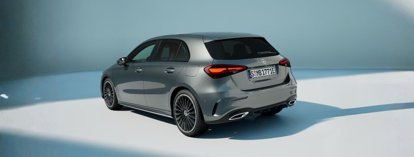 Mercedes-Benz A-Klasse Mercedes-Benz A-Klasse in silber, Heckansicht
