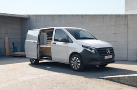 Mercedes-Benz Vito Mercedes-Benz Vito in weiß, Seitenansicht