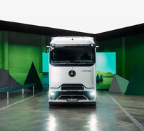 eActros ProCabin eActros ProCabin in weiß, Frontansicht