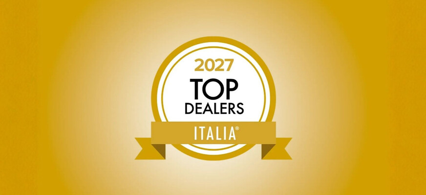 Logo Top Dealers Italia 2027 auf goldenen Hintergrund