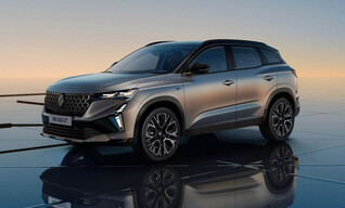 Renault Austral Renault Austral in grau, Seitenansicht