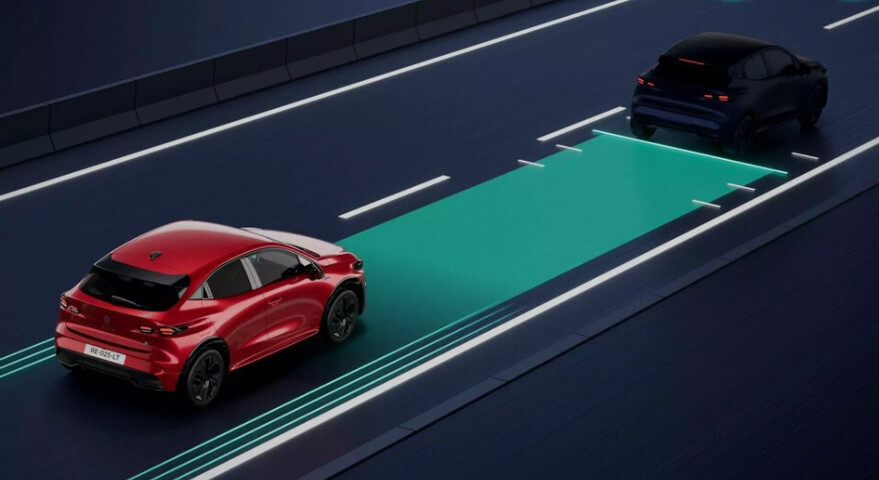 Renault Clio mit 29 intelligenten Assistenzsystemen